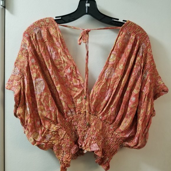 Rachel And Zoe Rushed Bottom V neck, tie back top.New - Picture 6 of 9